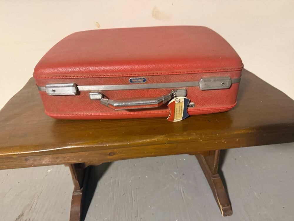 American Tourister Vintage Tiara Suitcase Red Hardside NO KEY